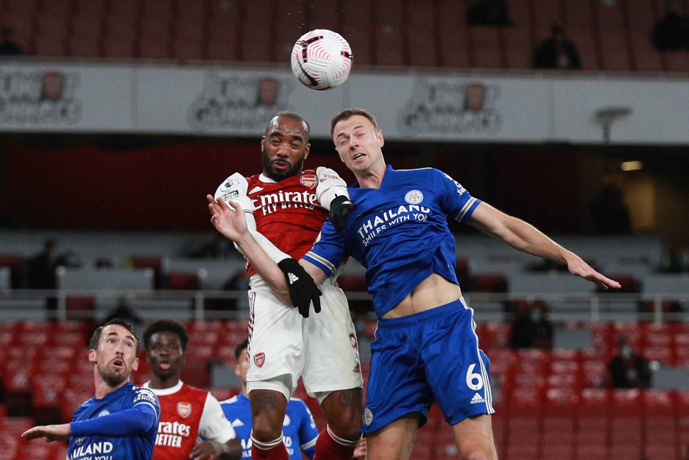 细菌主要依 细菌主要依