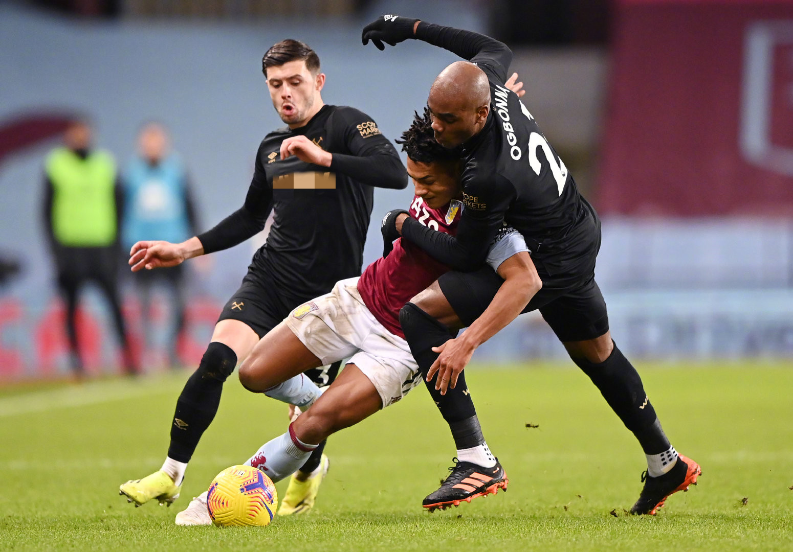 而且在公共 而且在公共